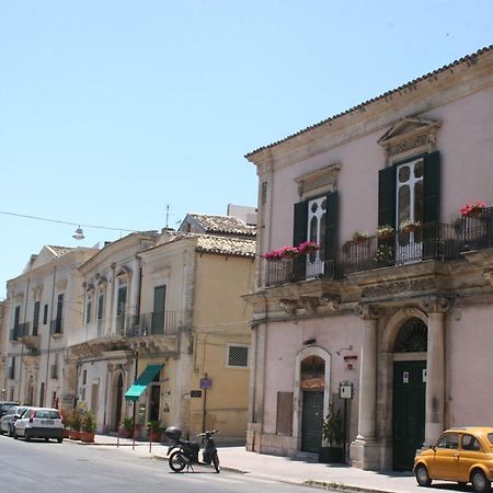 Palazzo Il Cavaliere B&B De Charme Modica Exteriér fotografie