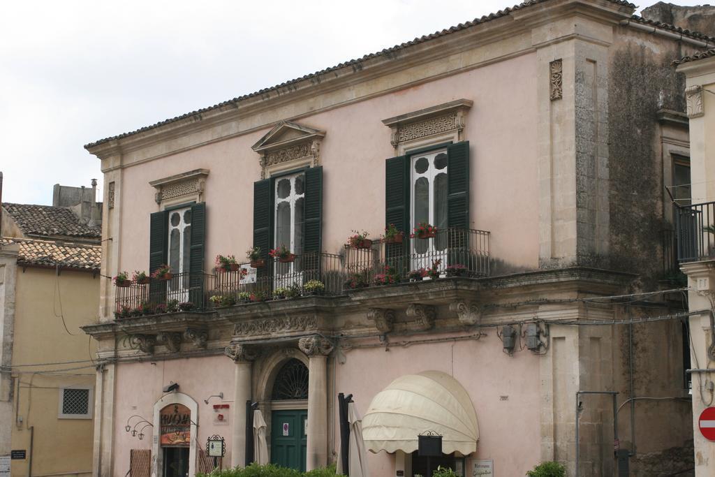 Palazzo Il Cavaliere B&B De Charme Modica Exteriér fotografie