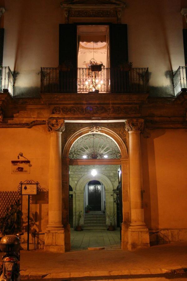 Palazzo Il Cavaliere B&B De Charme Modica Exteriér fotografie